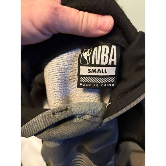 NBA Camo Sleeveless Hoodie. Size Small - Picture 3 of 10